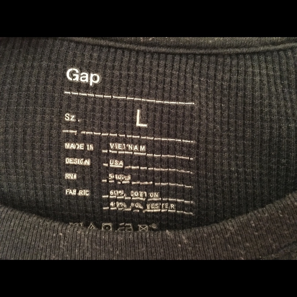 Gap - Picture 3 of 3